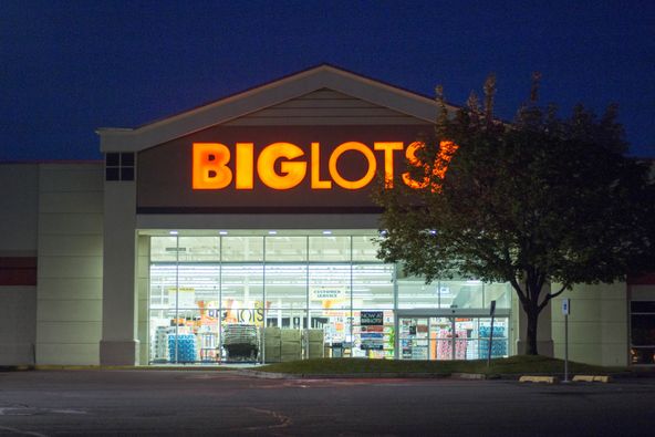 Northpointe Plaza Shopping Center: 10100 N Newport Hwy, Spokane, WA 99218